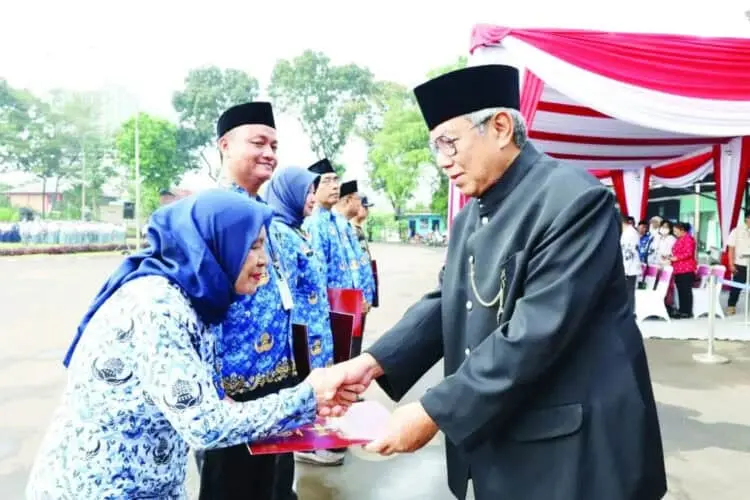 Benyamin Davnie Minta Guru Inovatif dalam Mengajar