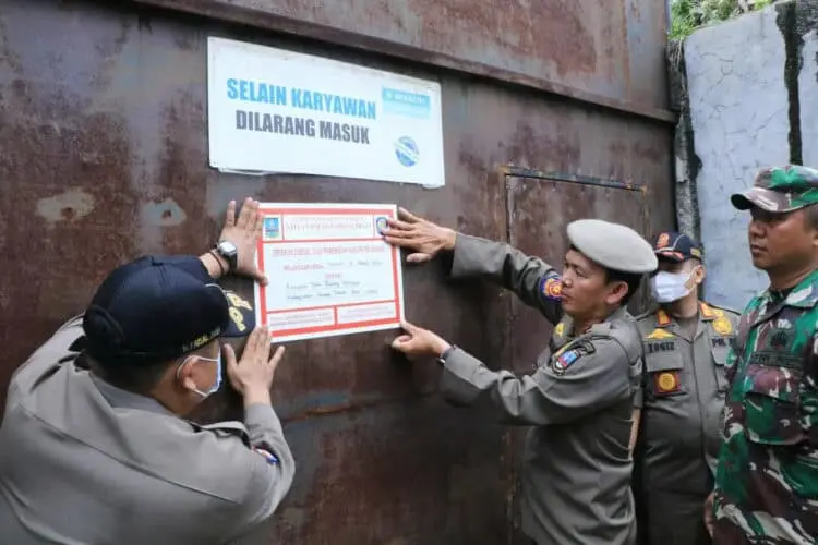 Perusahaan Peternakan Ayam di Kabupaten Serang Disegel, Ini Penyebabnya
