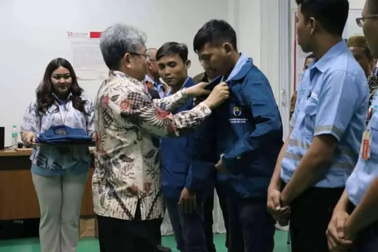 Pabrik Kertas di Kragilan Kabupaten Serang Ini Kuliahkan Puluhan Karyawannya