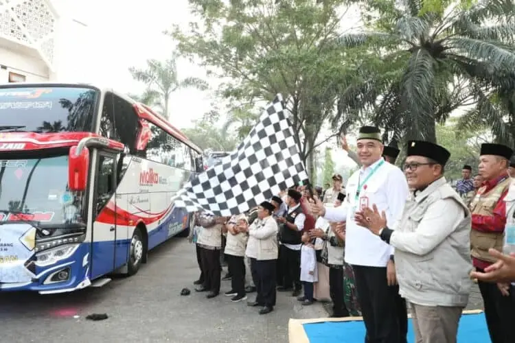 Pemkab Tangerang Berikan Hibah Transportasi Rp 1,2 Miliar Untuk Jamaah Haji