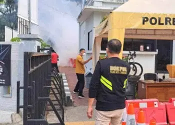 Cegah DBD, Sideokkes Polresta Tangerang Foging Seluruh Areal Mako