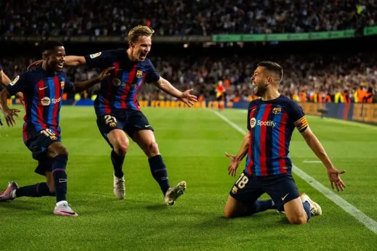 Madrid Dikalahkan Real Sociedad, Barcelona Di Ambang Juara