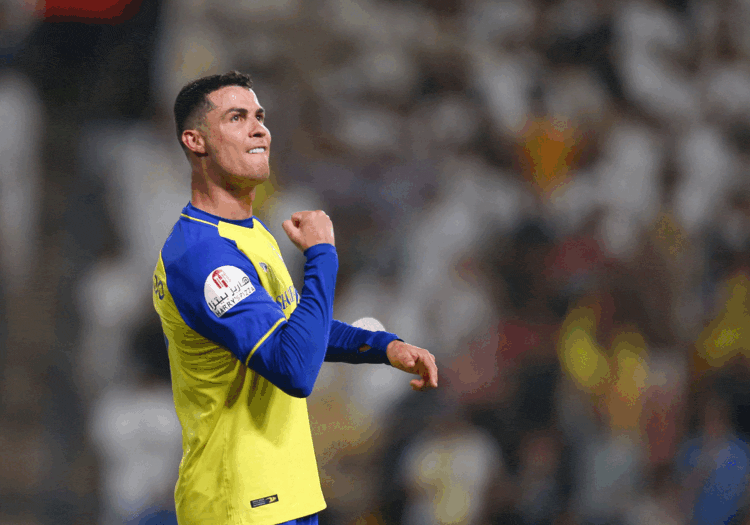 Cetak Gol, Ronaldo Sujud Syukur Lalu Siuu