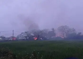 Warga Sindang Jaya Keluhkan Asap Bakaran Limbah