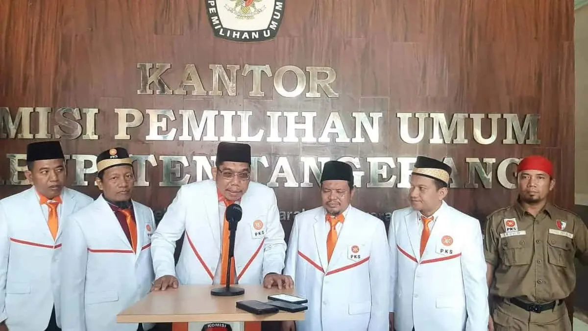 PKS Awali Pendaftaran Bacaleg di Kabupaten Tangerang PKS Awali Pendaftaran Bacaleg di Kabupaten Tangerang