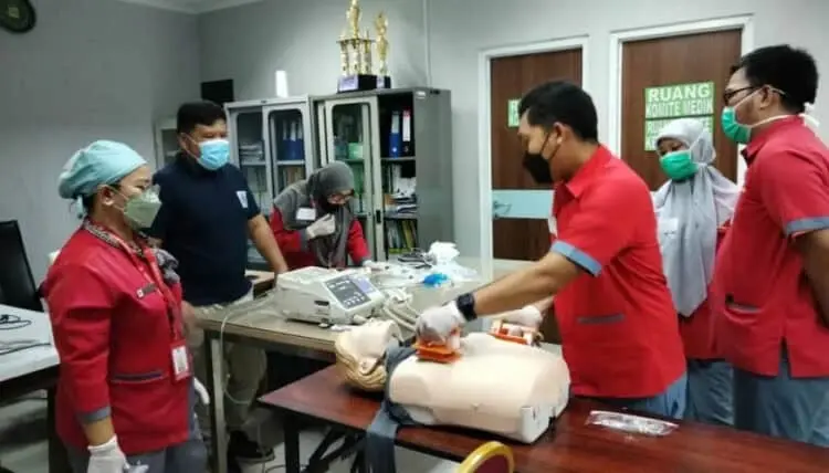 Perawat dan Bidan RSUD Balaraja Ikuti Pelatihan BTCLS