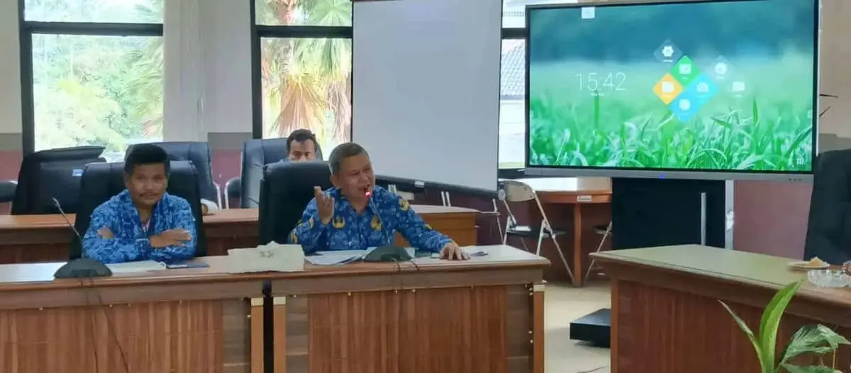 24 Ribu Siswa Tak Masuk Sekolah Negeri Kabupaten Tangerang 24 Ribu Siswa Tak Masuk Sekolah Negeri Kabupaten Tangerang