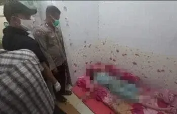 Polsek Panongan saat melakukan olah TKP. (ISTIMEWA)
