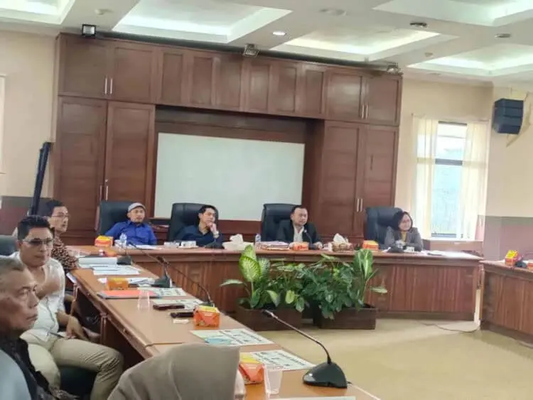 Revitalisasi Pasar Kutabumi Jadi Polemik