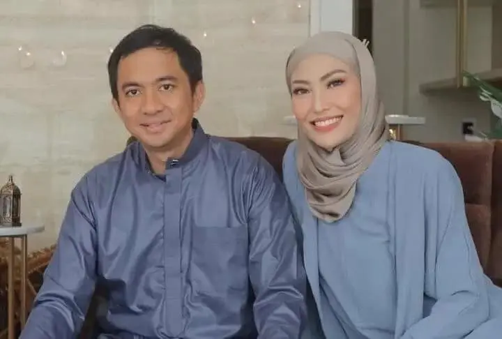 Kerap Romantis Bareng, Pasangan Ayu Dewi- Regi Tak Mau Tambah Anak
