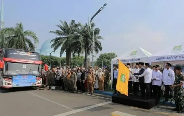 Wali Kota Arief Lepas Keberangkatan 383 Calon Haji Kota Tangerang