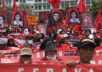 Pabrik Alas Kaki di Kabupaten Tangerang Tumbang, 2.400 Buruh Di-PHK