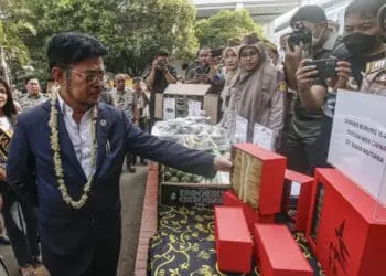 Dari Kawasan Bandara Soetta, Mentan Lepas Ekspor Produk Pertanian