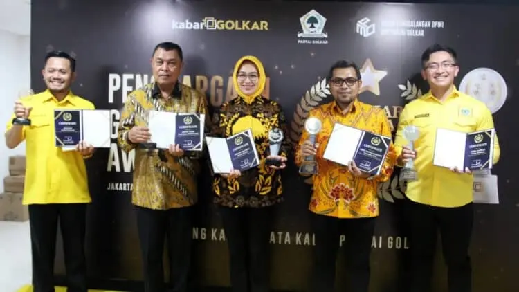 Andika dan Airin Sabet Penghargaan di Ajang Golkar Award 2023