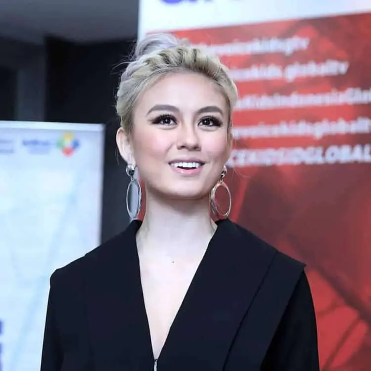 Ciri Perhatian Agnez Mo, Suara Putri Ariani Menggetarkan
