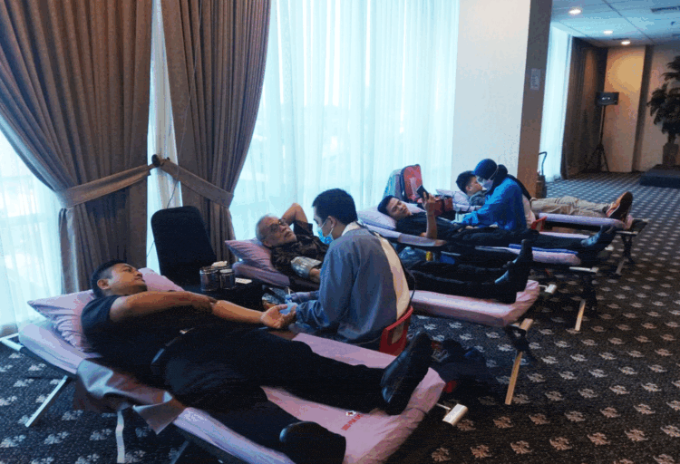 Azana Suite Hotel Antasari Gelar Donor Darah