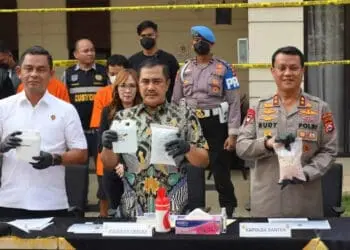 Polda Banten dan tim gabungan dari Mabes Polri, ungkap pabrik ekstasi jaringan internasional. (ISTIMEWA)
