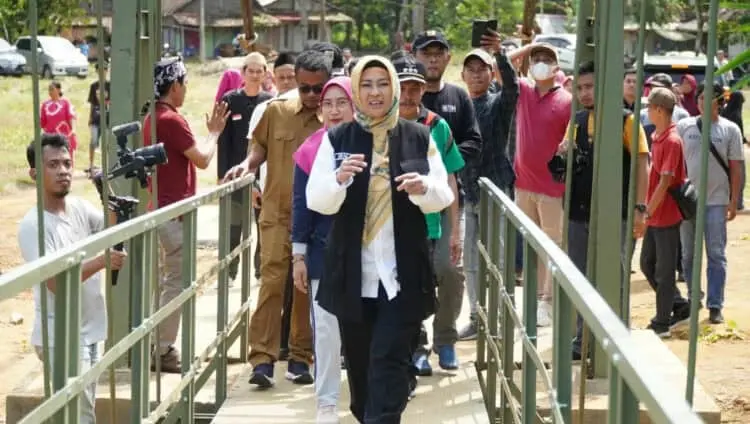 Jembatan Gantung Caringin Pandeglang Selesai Dibangun, Ini Harapan Bupati Irna