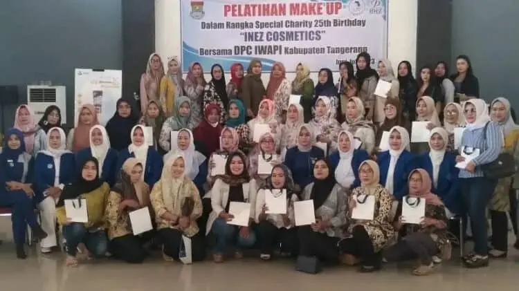 Inez Cosmetic Bareng IWAPI Kabupaten Tangerang Gelar Pelatihan Tata Rias