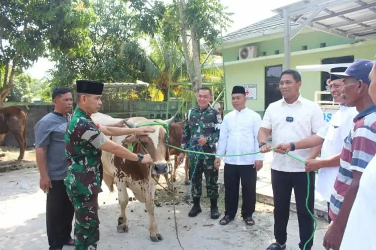 Dandim 0510/Tigaraksa : Pembagian Daging Hewan Kurban Harus Tertib dan Tepat Sasaran