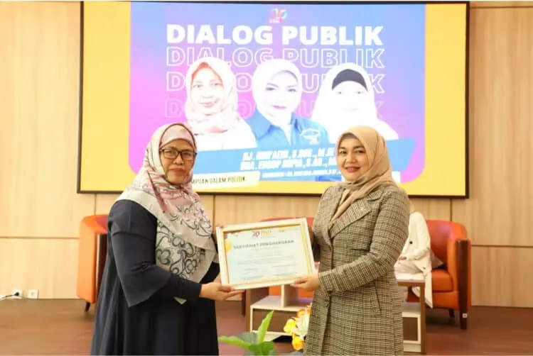 Dialog Publik di Untirta, Perempuan Jangan Takut Berpolitik