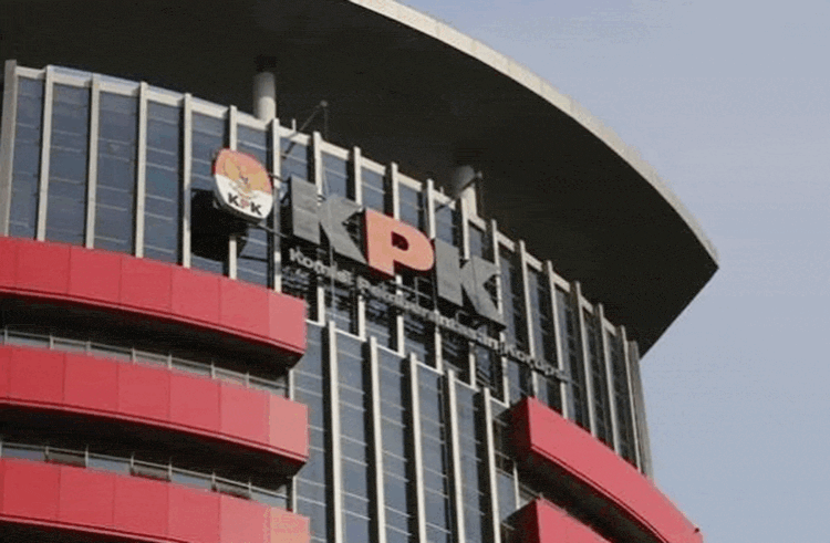 Diperiksa KPK dalam Dugaan Suap MA, Isye Bukan Karyawan Bank Mandiri
