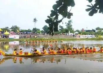 Hari Terakhir Festival Peh Cun Sungai Cisadane Dimeriahkan Final Perahu Naga