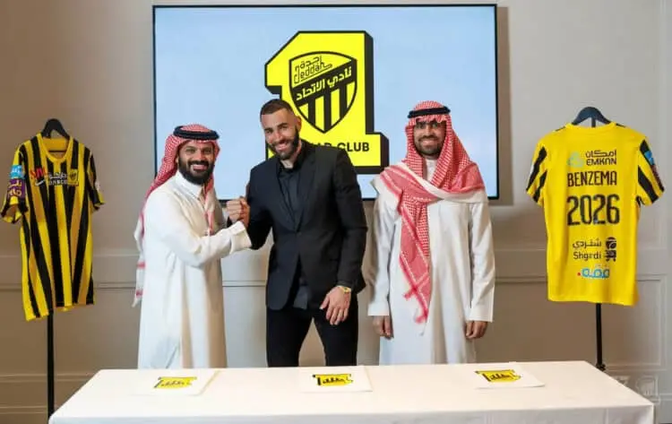 Selesai di Eropa, Saat Karim Benzema Taklukkan Asia