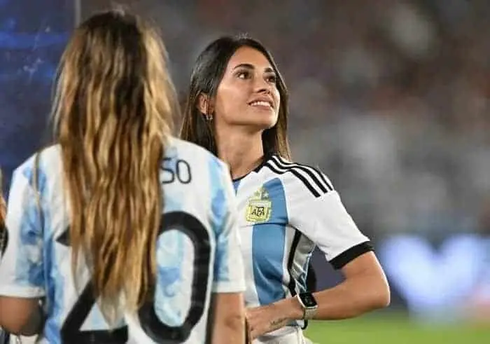 Istri Messi Sudah Unfollow PSG