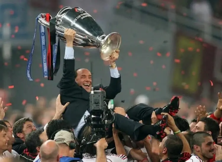 Mantan Pemilik AC Milan Silvio Berlusconi Meninggal Dunia