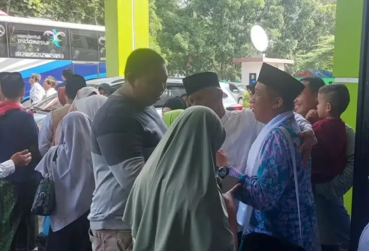 25 Orang Calhaj Kloter Terakhir Kabupaten Tangerang Diberangkatkan