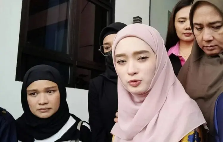 Gugatan Inara Rusli: Hak Asuh, Royalti Lagu Rumah Sampai Tanah S