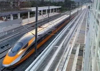 Operasional Kereta Cepat Jakarta Bandung Ditargetkan Beroperasi Medio Agustus 2023