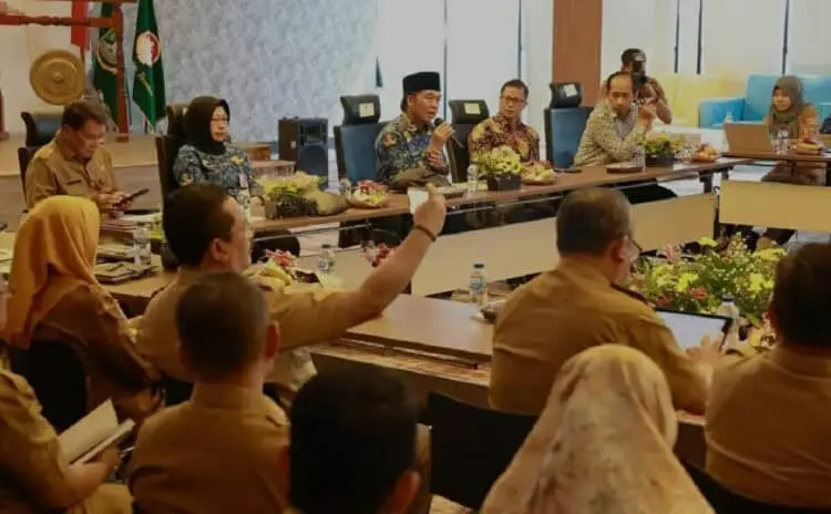 KPK Soroti Bimbingan Belajar, Hadiah untuk Guru dan Titipan PPDB di Banten
