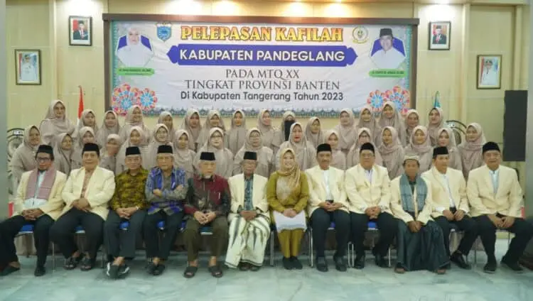 Lepas Kafilah Ke MTQ Tingkat Provinsi, Bupati Irna : Kita Harus Optimis
