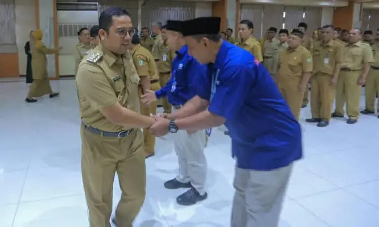 Doddy Effendy dan Joko Surana Resmi Dilantik Sebagai Dirut dan Dirtek Perumda Tirta Benteng