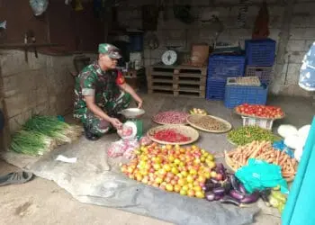 Pasca Idul Adha, Koramil Sepatan Pantau Harga Sembako