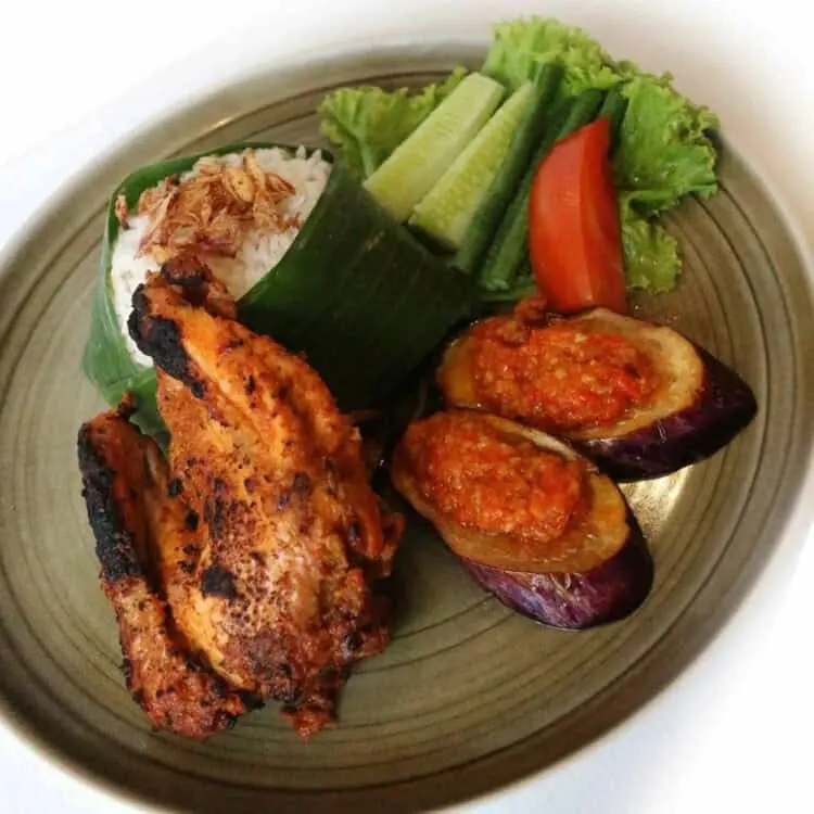 Jelajahi Sensasi Kelezatan Kuliner klasik hingga inovatif di Hotel Santika Premiere Bintaro