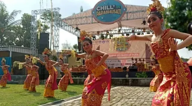 Chill In Parabhusati, Galang Dana ala Anak Muda Hindu Tigaraksa Bangun Pura