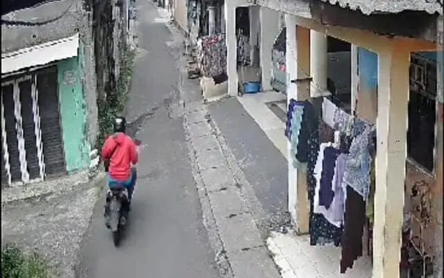 Main HP di Jalan Ketika Pulang Sekolah, Pelajar SMP Dijambret di Cipondoh