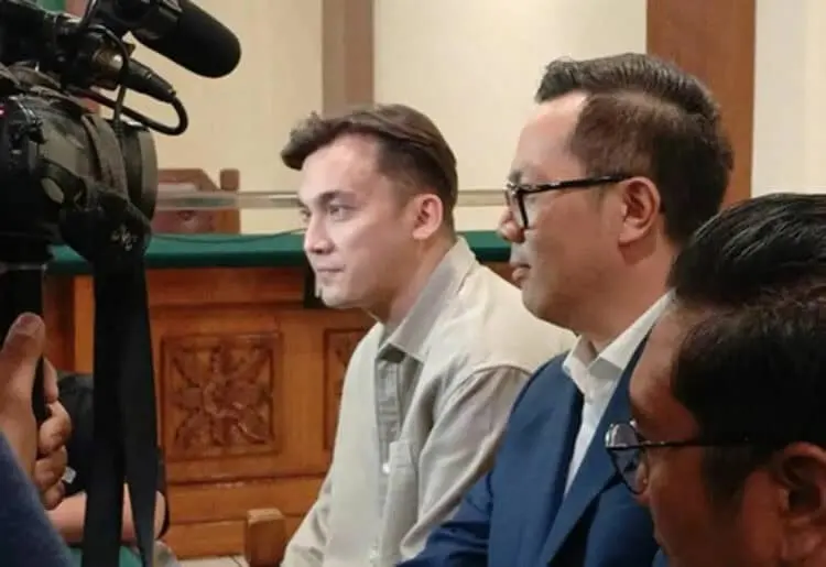 Hadiri Sidang Cerai Perdana, Rendy Kjaernett: Semoga Lady Bisa Maafin Dan Kasih Kesempatan