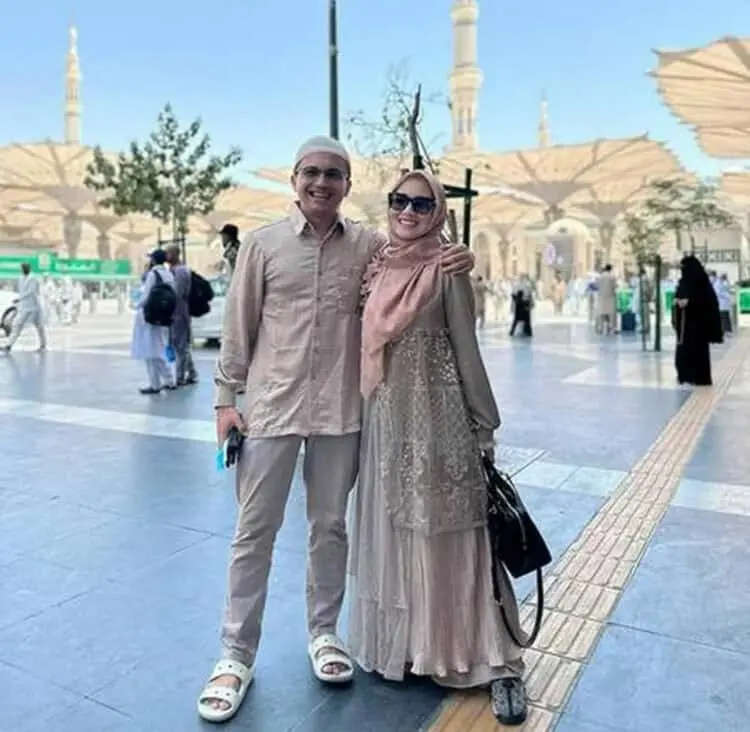 Panjatkan Doa Di Tanah Suci, Sahrul Gunawan: Berharap Dikaruniai Anak Perempuan
