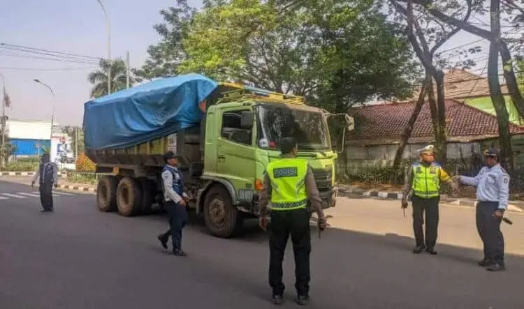 Penghentian Larangan Truk Tanah Berakhir, Sopir Wajib Patuhi 5 Persyaratan