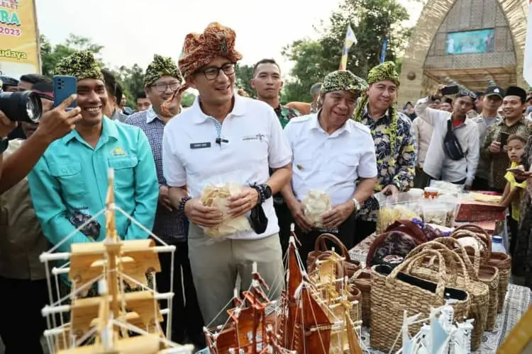 Kunjungi Cikolelet Kabupaten Serang, Menparekraf RI Dorong Optimalisasi Desa Wisata