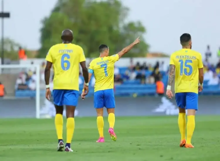 Ronaldo Bawa Al Nassr ke Semifinal Arab Club Champions Cup