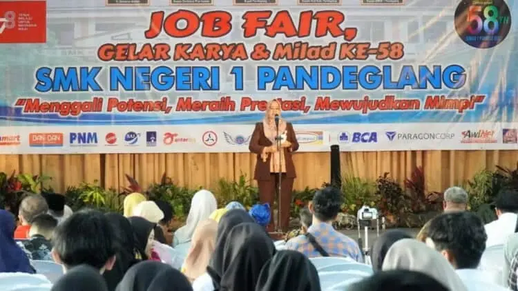 Sediakan 1.000 Lowongan Kerja, Job Fair di SMKN I Pandeglang Diserbu Ribuan Pencaker