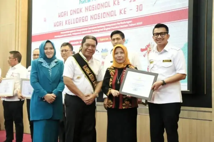 Pemkab Pandeglang Raih Penghargaan KLA Pratama, Begini Kata Wabup Tanto