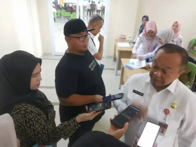 Plt Kepala Bapenda Provinsi Banten, E. A. Deni Hermawan. (LUTHFI/SATELITNEWS.COM)