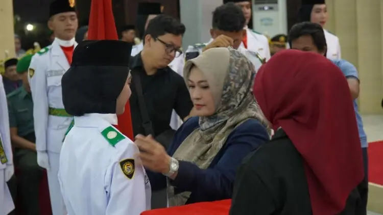 50 Anggota Paskibraka Dikukuhkan, Bupati Irna : Ini Orang - orang Pilihan
