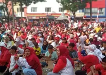 Sempat Diwarnai Protes, Acara Jalan Sehat HUT Kemerdekaan RI Ke-78 di Kecamatan Pinang Berakhir Kondusif